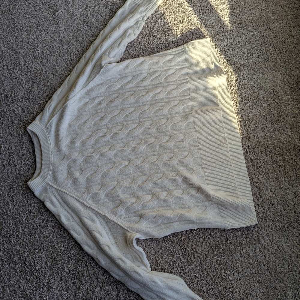 Aerie Ivory Cable Knit Sweater
